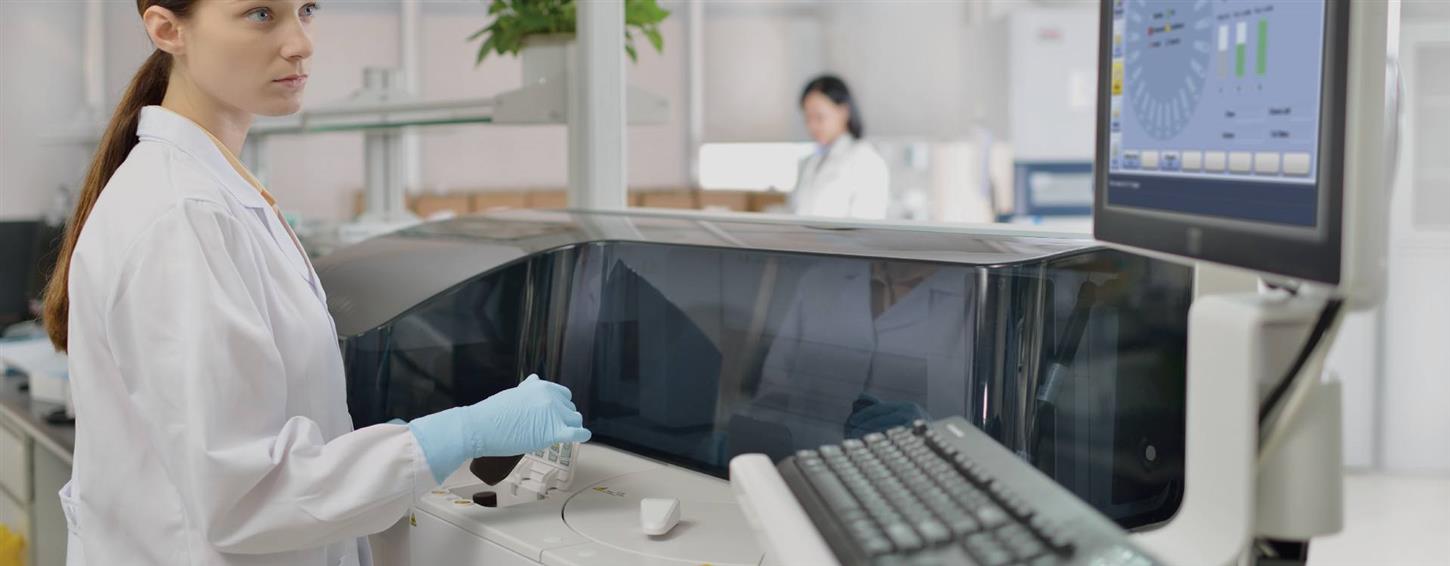 CL-1000i Kemilüminesans İmmünoassay Sistemi